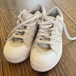 adidas Beige Low-Top Canvas platform Sneakers